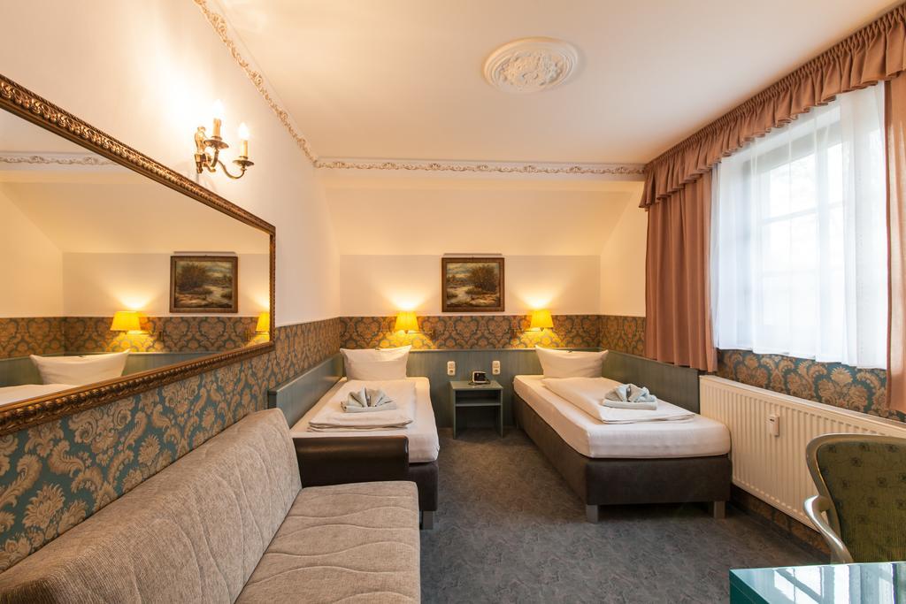 Parkhotel Schwedt Exterior photo